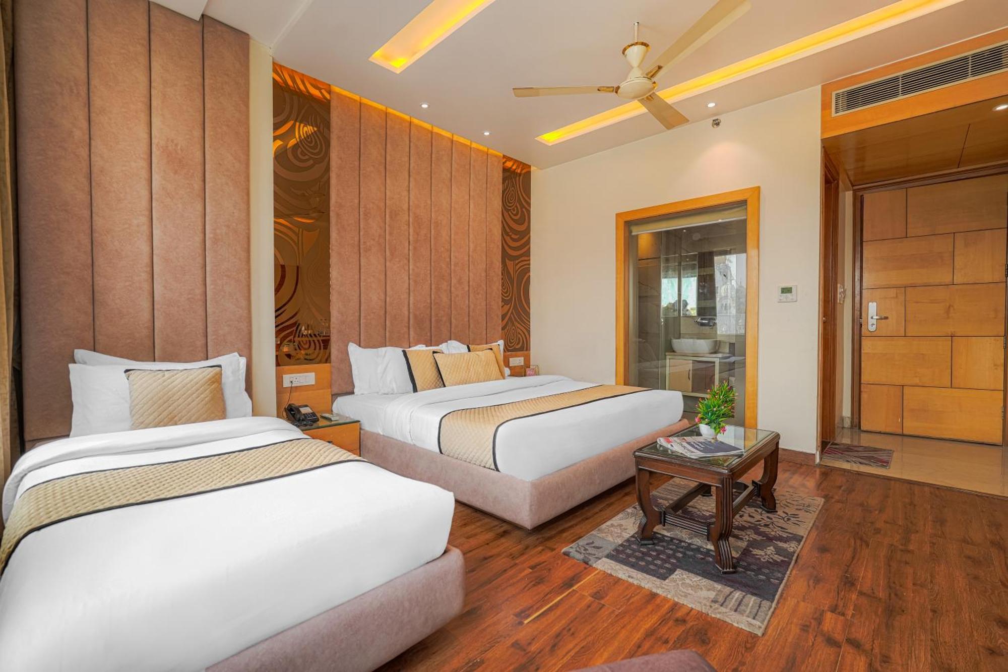 Csjs Inn Hotel Amritsar Eksteriør billede