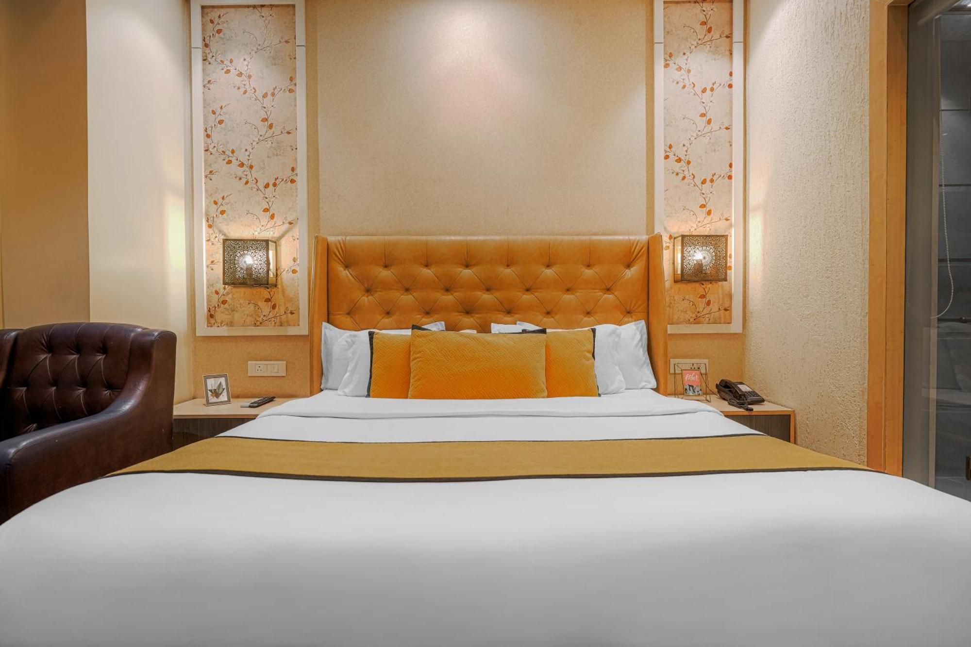 Csjs Inn Hotel Amritsar Eksteriør billede