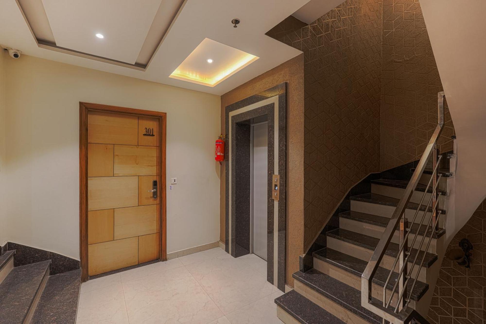 Csjs Inn Hotel Amritsar Eksteriør billede