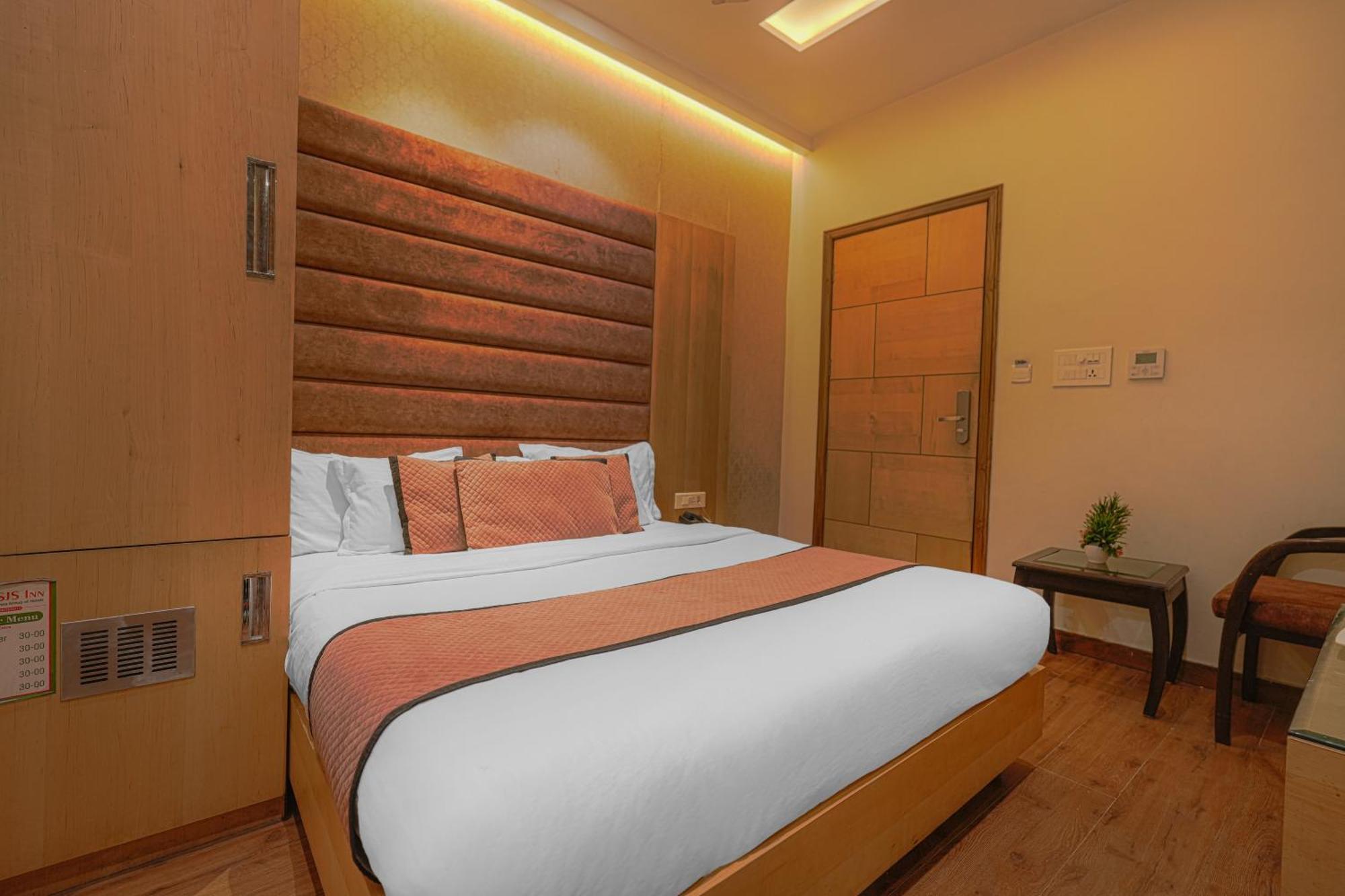 Csjs Inn Hotel Amritsar Eksteriør billede